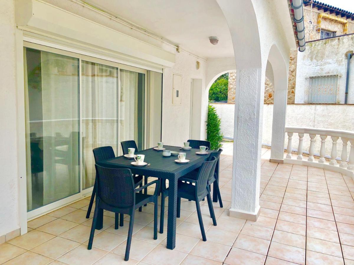 Villa Carmançó 101 à Empuriabrava Extérieur photo